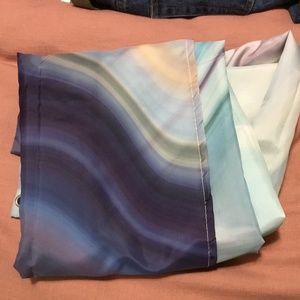 Gorgeous shower curtain and thick gray plastic liner